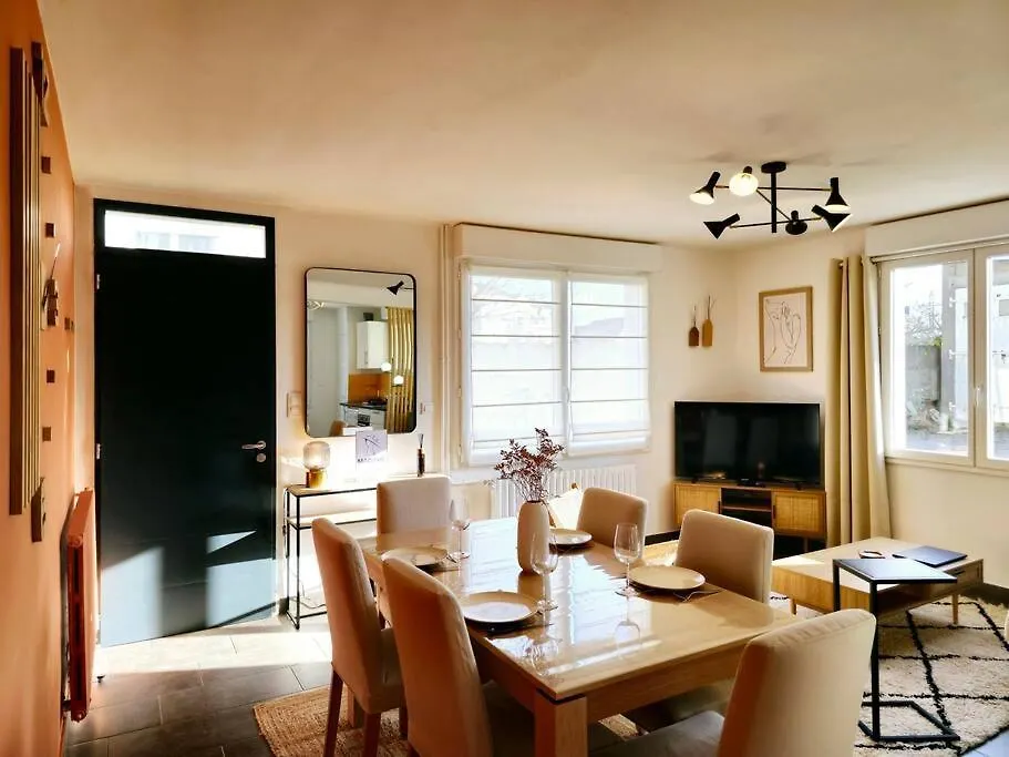 Chez Mamie Aline Par Madame Conciergerie Villa Bruz 0*,